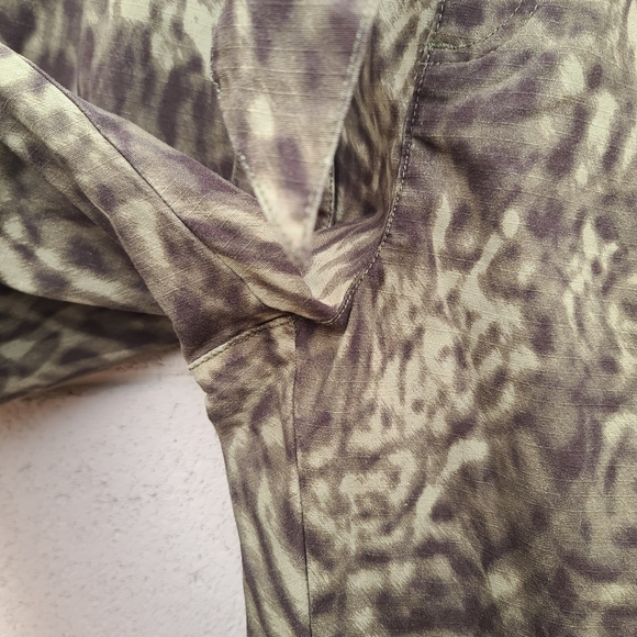 Good American | Upgrade Paperbag High Waist Ankle Trousers in Jungle01 Size 6 - Picture 5 of 14